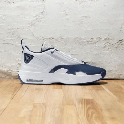 کفش Jordan Max Aura 6