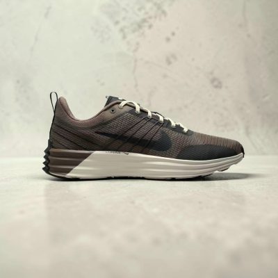 کفش Nike Lunar Roam